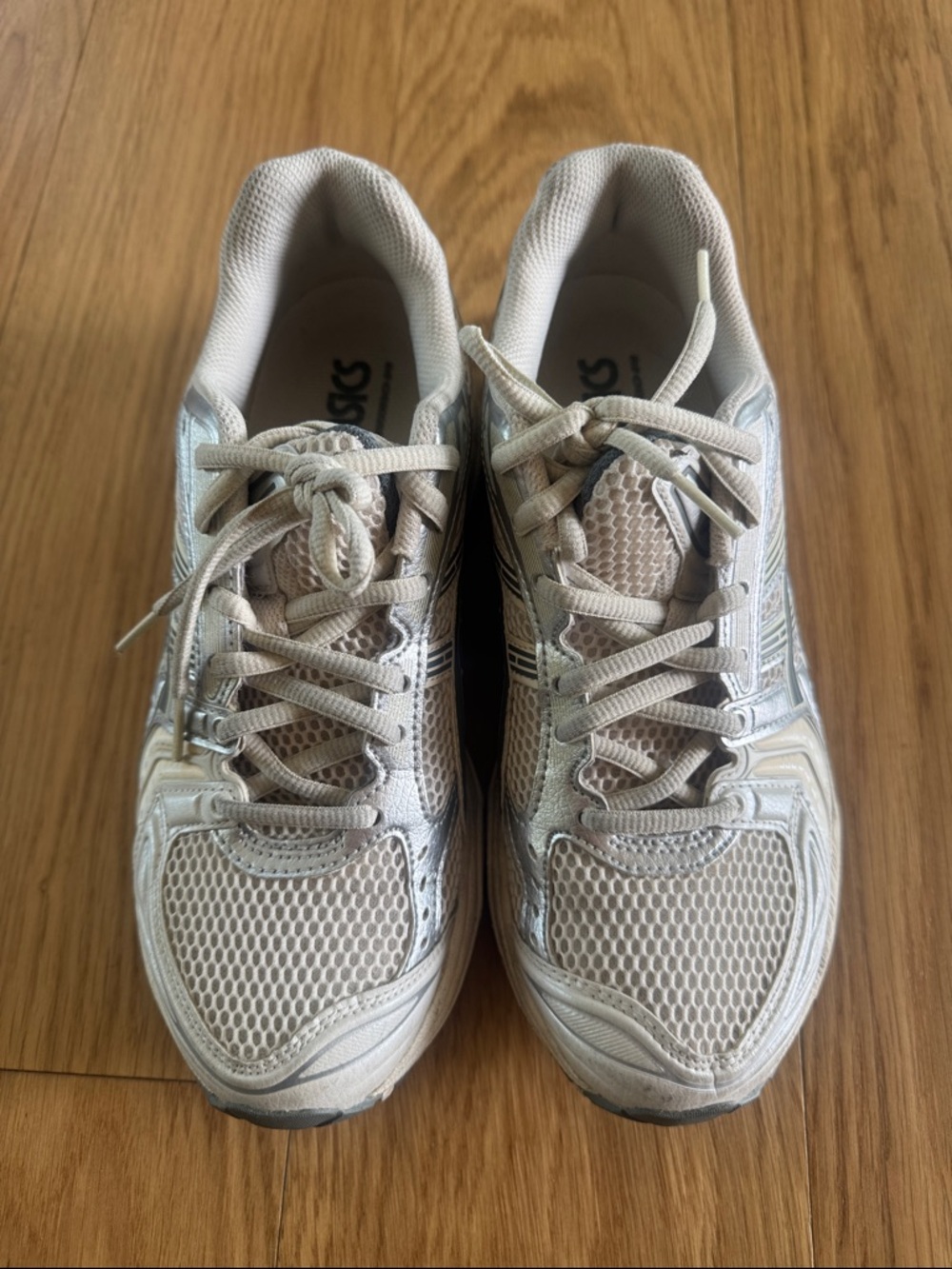 Asics White and Silver Women's Running Sneakers - Picture 8 of 8